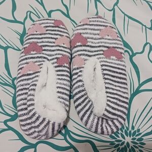 BCBG Women's soft fuzzy furry home non-slip lined slipper socks